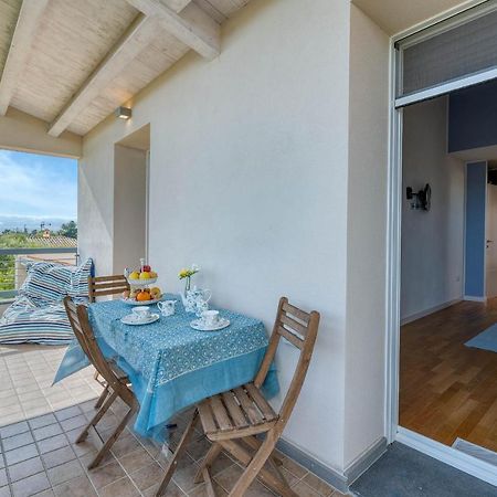 La Casa Degli Ulivi Appartamento In Villa Con Patio Quartu Sant'Elena Eksteriør billede
