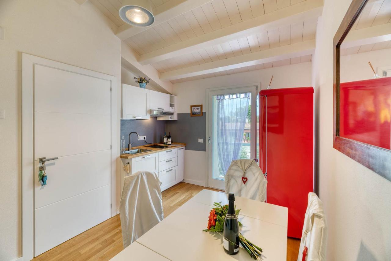 La Casa Degli Ulivi Appartamento In Villa Con Patio Quartu Sant'Elena Eksteriør billede